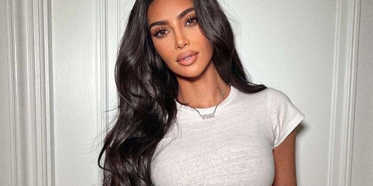 Kim Kardashian contó los atributos que busca en un hombre y destacó un detalle físico