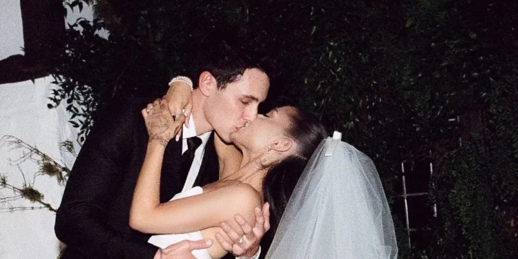 Ariana Grande celebra su aniversario con su marido