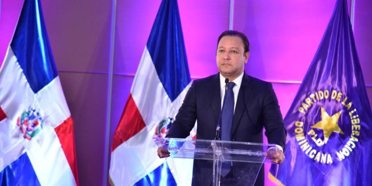 Abel Martínez lamenta renuncia de Francisco Javier García; valora su experiencia y el trabajo desempeñado