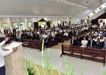 Abel Martínez agradece solidaridad hacia su familia por el fallecimiento de su madre