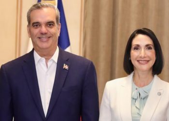 Presidente Abinader asistirá a graduación de una de sus hijas