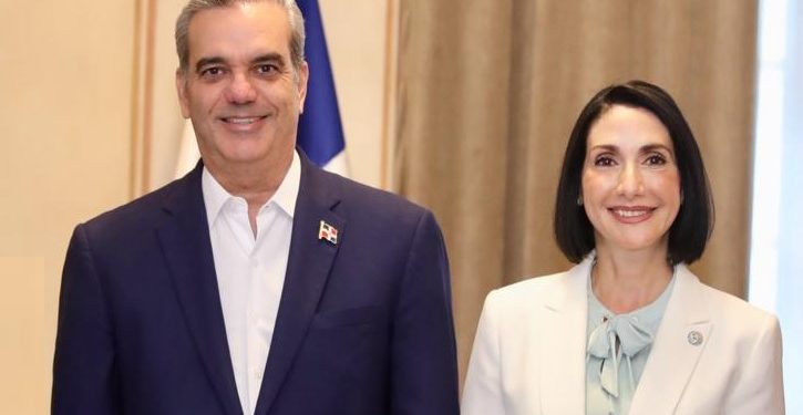 Presidente Abinader asistirá a graduación de una de sus hijas