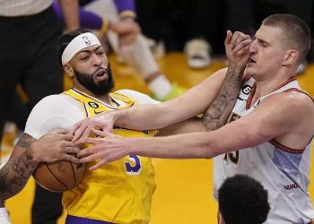 Denver barre a los Lakers y los Nuggets se meten en la Final de la NBA