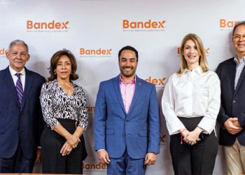 FONDESA Y BANDEX firman acuerdo para créditos educativos