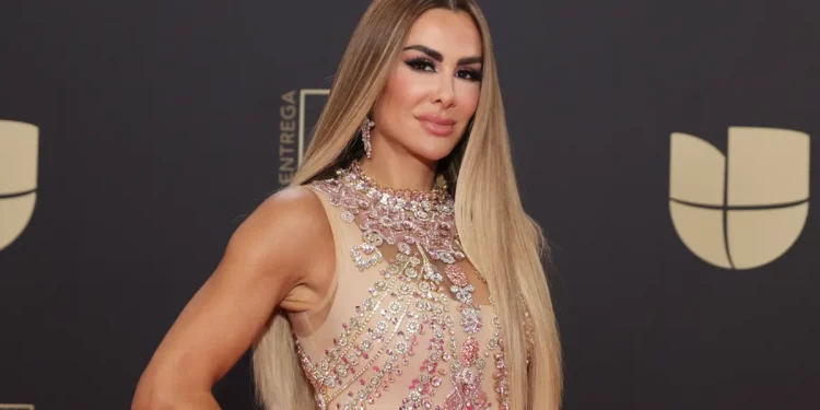 «La que puede, puede», dice Ninel Conde ante críticas por uso de botox (video)