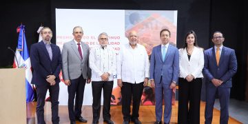 INTEC y Macrotech firman acuerdo educativo y científico para la carrera de Ingeniería Biomédica