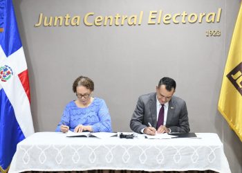 JCE y MP firman acuerdo de cooperación para establecer el voto penitenciario en elecciones de 2024
