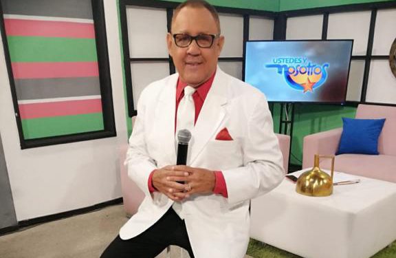 Ustedes y Nosotros se mantiene líder programas televisión Teleuniverso