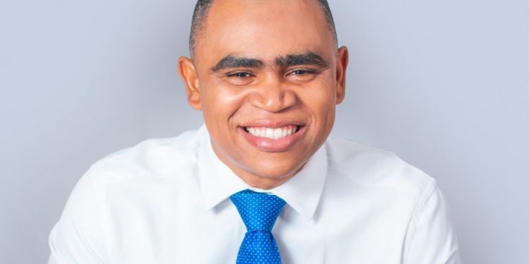 José de la Cruz presenta sus aspiraciones a diputado por JS