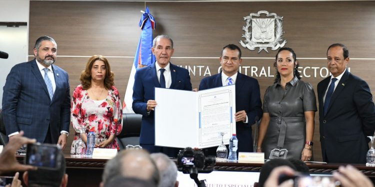 La EFEC, escuela de la JCE, se convierte en un Instituto Especializado Superior en Formación Política Electoral y del Estado Civil