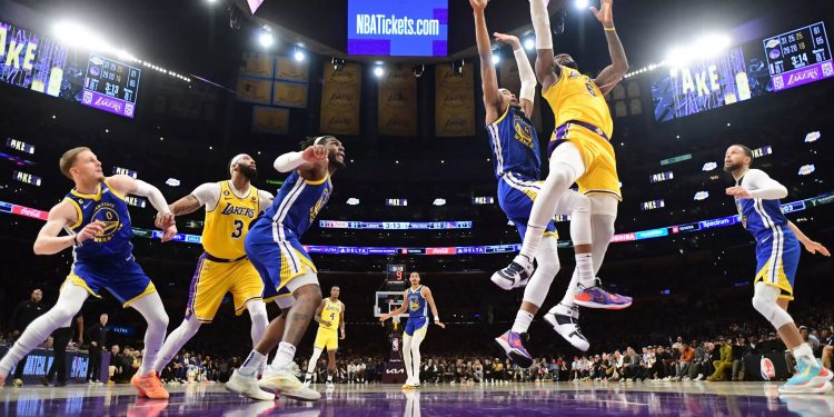 Los Ángeles Lakers son finalistas del Oeste, tras vencer 122-101 a Golden State Warriors