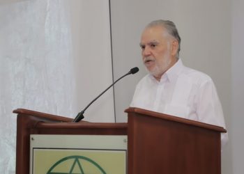 Academia de Ciencias respalda acciones del ministro de Medio Ambiente Ceara Hatton