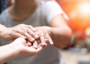 Desarrollan una técnica que puede detectar Parkinson antes de que se evidencien síntomas