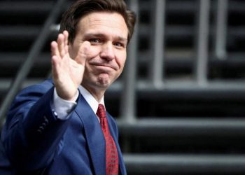 DeSantis oficializa su campaña y desafía a Trump con mira a los comicios de 2024