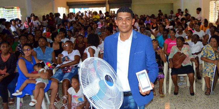 Empresario y líder comunitario de San Cristóbal presenta sus aspiraciones políticas          