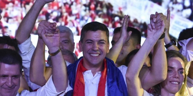 El Partido Colorado del Gobierno en Paraguay también arrazó con el Congreso