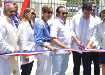 Turismo inaugura centro comunal en Maimón, Puerto Plata