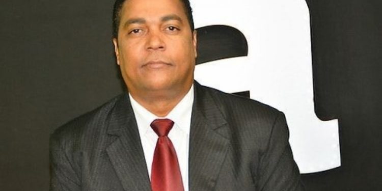 Presidente LMD condena daños a bienes municipales en Boca Chica