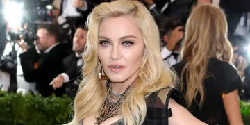 Hospitalizan de emergencia a Madonna