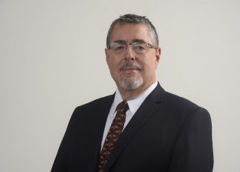 Bernardo Arévalo, el candidato que rompe el tablero tradicional en Guatemala