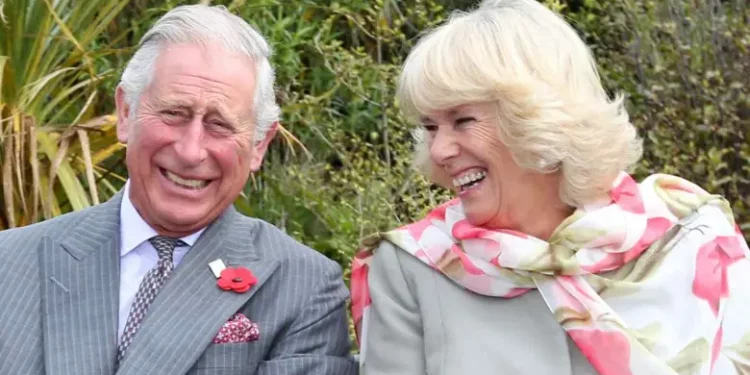 El gesto del rey Carlos III para honrar a la reina Camilla a un mes de su coronación