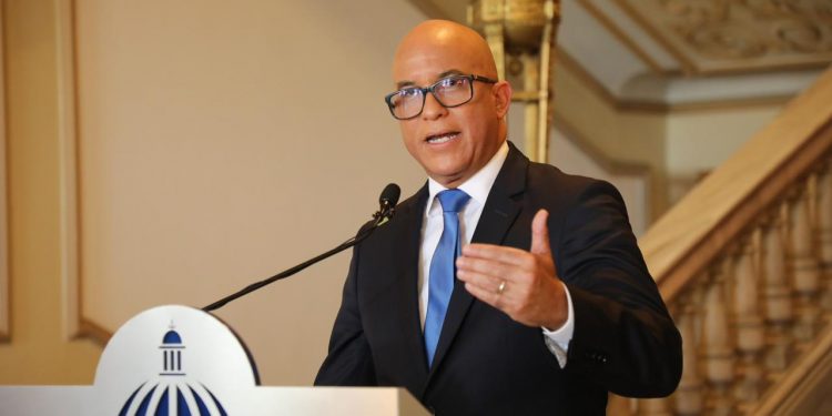 Vocero de la Presidencia, Homero Figueroa, responde al expresidente Leonel
