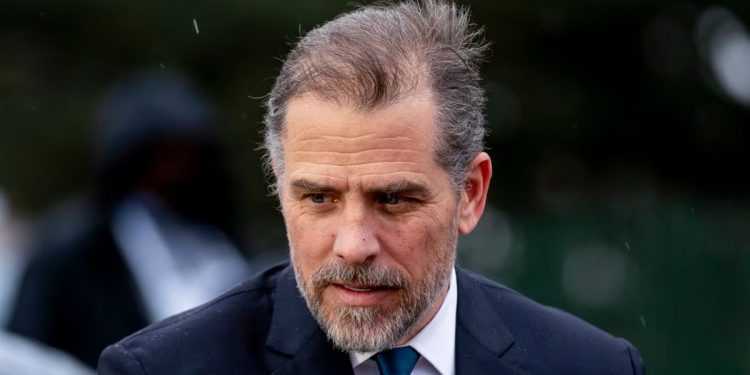 Hunter Biden, hijo de Joe Biden, admite que cometió tres delitos en un pacto con la Fiscalía