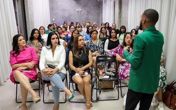 «Vístete de Seguridad y Poder», un encuentro para cultivar el empoderamiento femenino