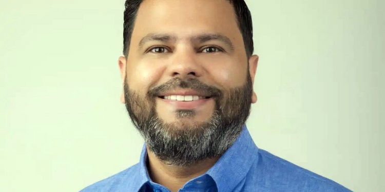 Diputado Aguilera se opone a que el MIVED tenga participación en desalojos
