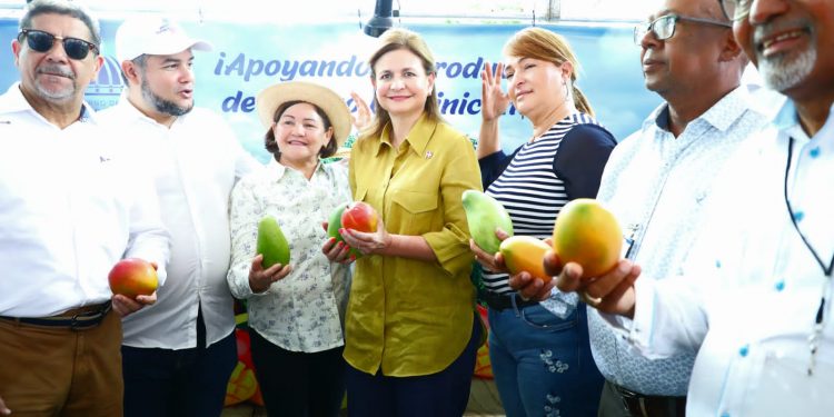 Vicepresidenta visita Feria Expo Mango 2023
