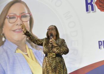Gobernadora de Santiago dice que Abinader ganará la reelección y el PRM estará en el poder por 4 décadas