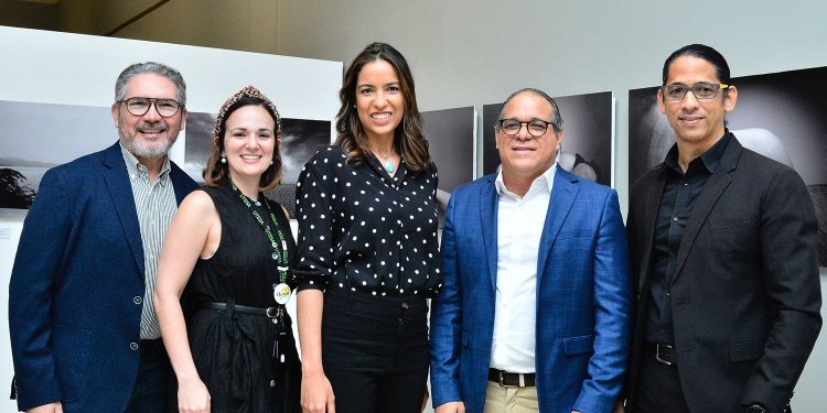 Abren exposición “ITERUM” en Centro de Convenciones UTESA