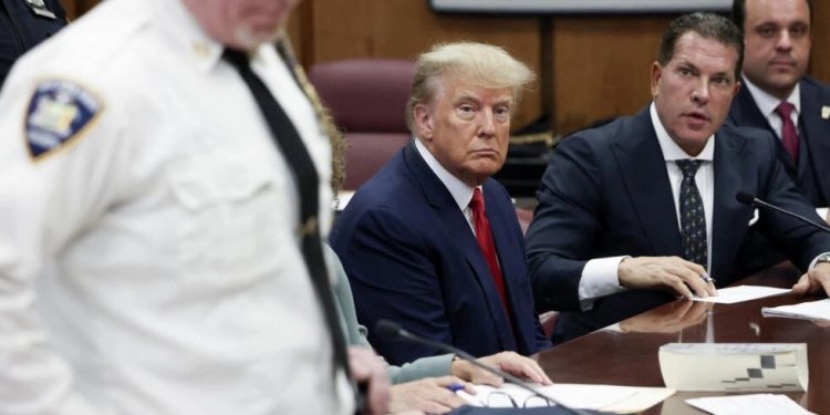 Trump comparece en Miami: las claves del histórico caso por retención de documentos clasificados