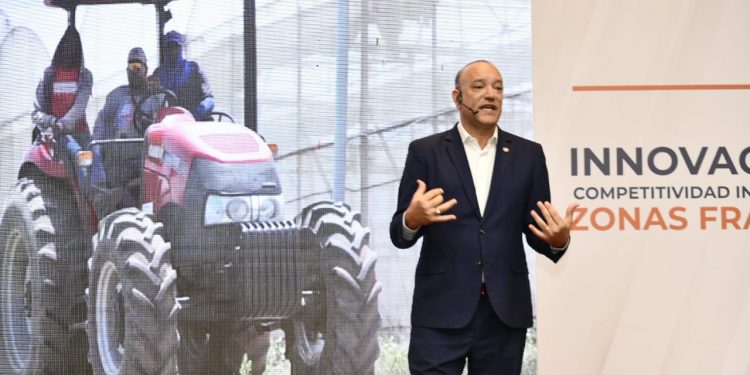 Ulises Rodríguez presenta logros de PROINDUSTRIA; resalta auge de ZF y su impacto en empleo y divisas