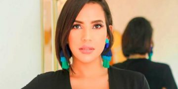 Ana Carolina se retira biopolímeros de sus glúteos
