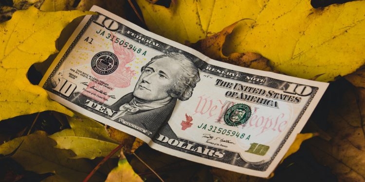 ¿Cómo el mundo pierde su confianza en el dólar por las políticas de Washington?