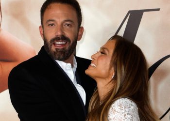 JLo publica una foto de Ben Affleck sin camiseta