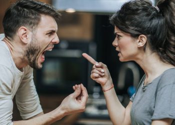 «Acabamos fatal»: el incómodo momento en el que ‘First Dates’ empareja a una comensal con alguien con quien se peleó en el pasado