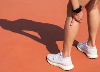 Consejos para evitar que las piernas se te hinchen por el calor