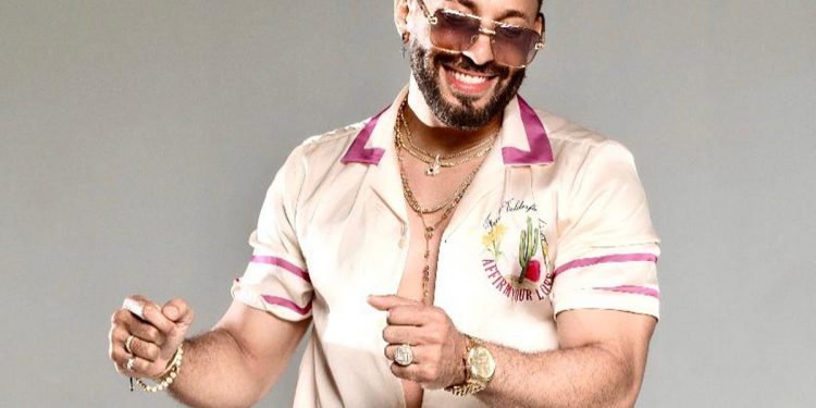 Aris Jackson celebra por todo lo alto su primer aniversario