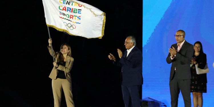 Alcaldesa Carolina Mejía recibe en San Salvador sede para celebrar los JJCC 2026 en Santo Domingo