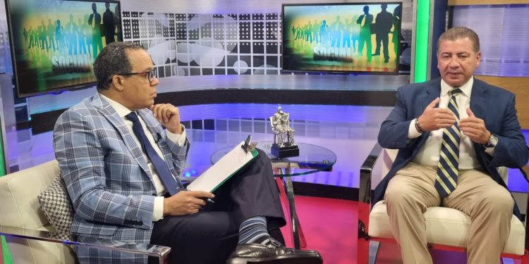 César Fernández: “Con juramentación de connotados dirigentes del PRSC, PRM y PLD, FP sella triunfo en La Romana”
