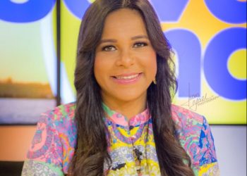 Colombia Alcántara es nominada a Premios “Micrófono de Oro 2023”