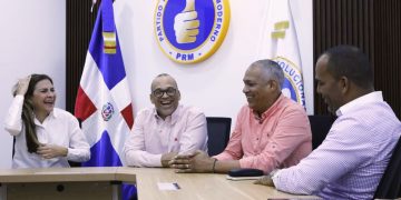 Excandidato a alcalde del PLD en Villa Tapia renuncia y pasa al PRM