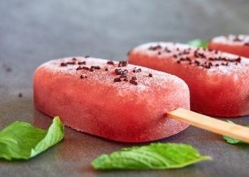 Diez alimentos que no pueden faltar en verano