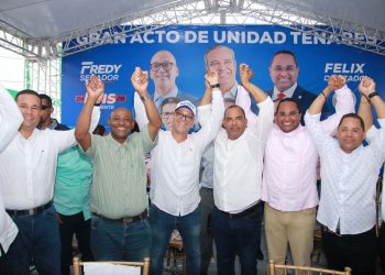 Fredy Fernández encabeza gran acto de unidad con precandidatos congresuales y municipales de Tenares