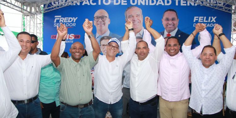 Fredy Fernández encabeza gran acto de unidad con precandidatos congresuales y municipales de Tenares