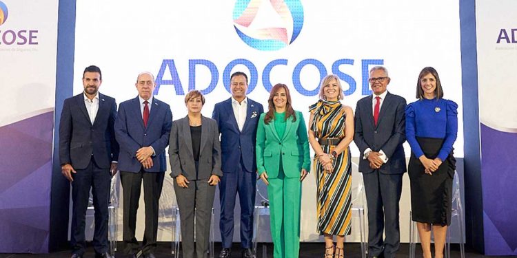 Asociación Dominicana de Corredores de Seguros (ADOCOSE), realiza conferencia sobre Seguridad Social