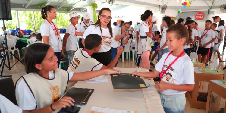 JCE realiza primeras elecciones infantiles donde resultó ganador el valor «Justicia»