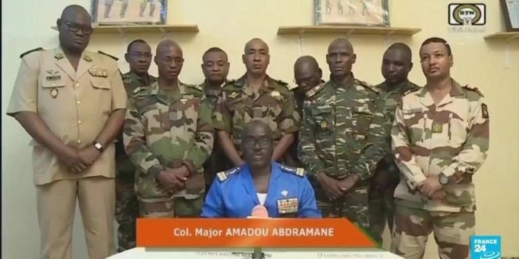 Militares anuncian un golpe de Estado en Níger